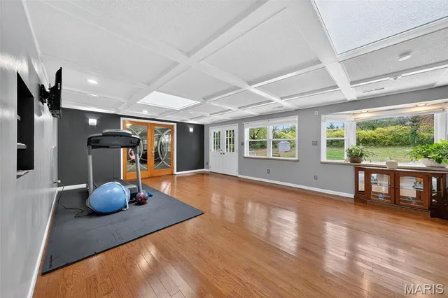 $825,000 | 9 Kirken Knoll Drive, Town and Country, MO 63131