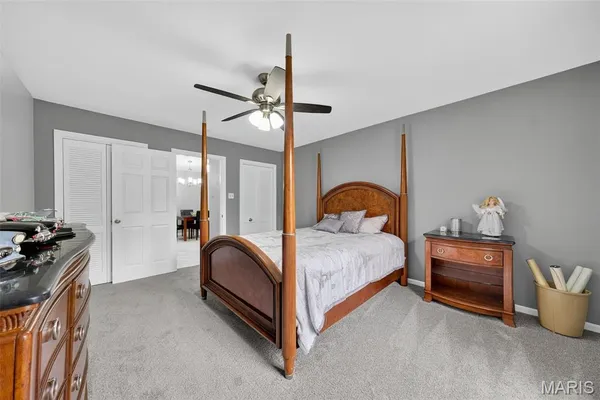 $775,000 | 9 Kirken Knoll Drive, Town and Country, MO 63131