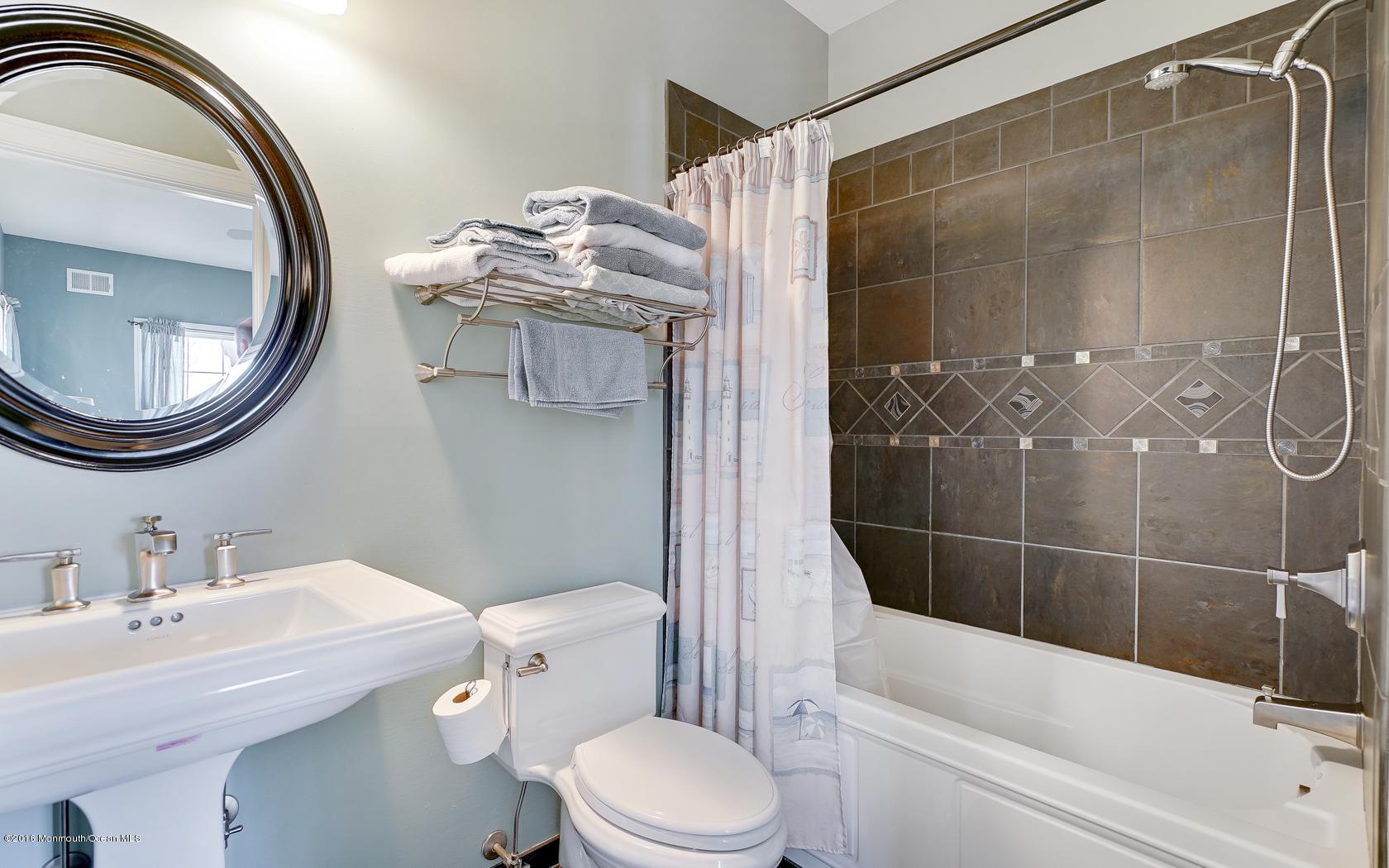 2597 Allenwood Lakewood Road Howell, NJ 07731 - Photo 64 of 90 49-photo-web-1680x1050-185794