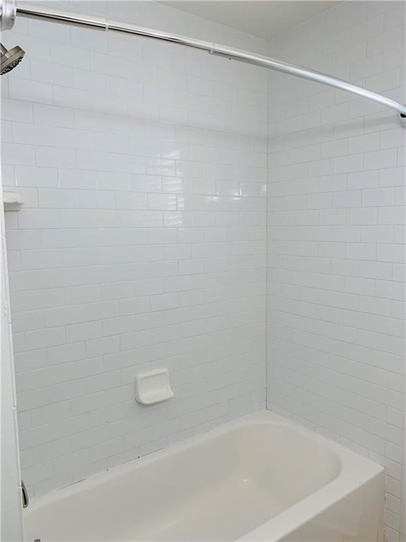 3708 Haring Road Metairie, LA 70006 - Photo 7 of 12 Gallery Image 7