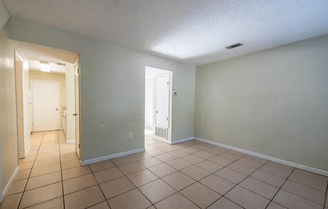 $1,600 | 912 48th Street, Niceville, FL 32578