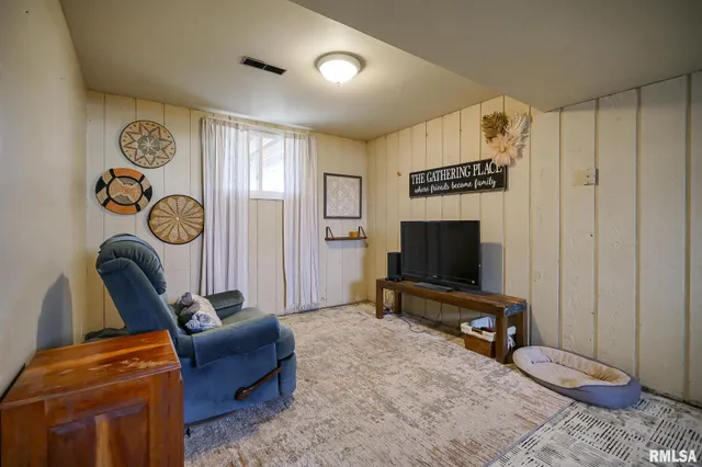 $199,900 | 911 Lauder Avenue, Bartonville, IL 61607