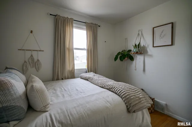 $199,900 | 911 Lauder Avenue, Bartonville, IL 61607