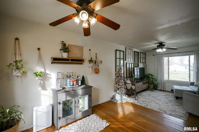 $199,900 | 911 Lauder Avenue, Bartonville, IL 61607