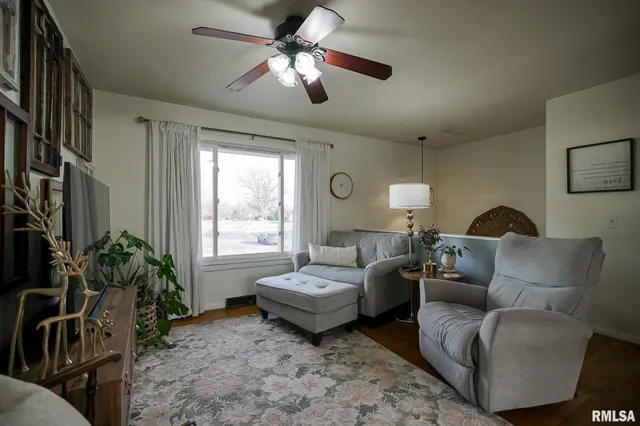 $199,900 | 911 Lauder Avenue, Bartonville, IL 61607