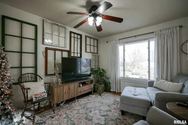 $199,900 | 911 Lauder Avenue, Bartonville, IL 61607