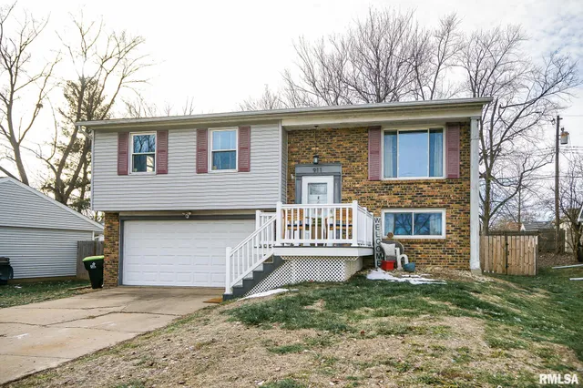 $199,900 | 911 Lauder Avenue, Bartonville, IL 61607