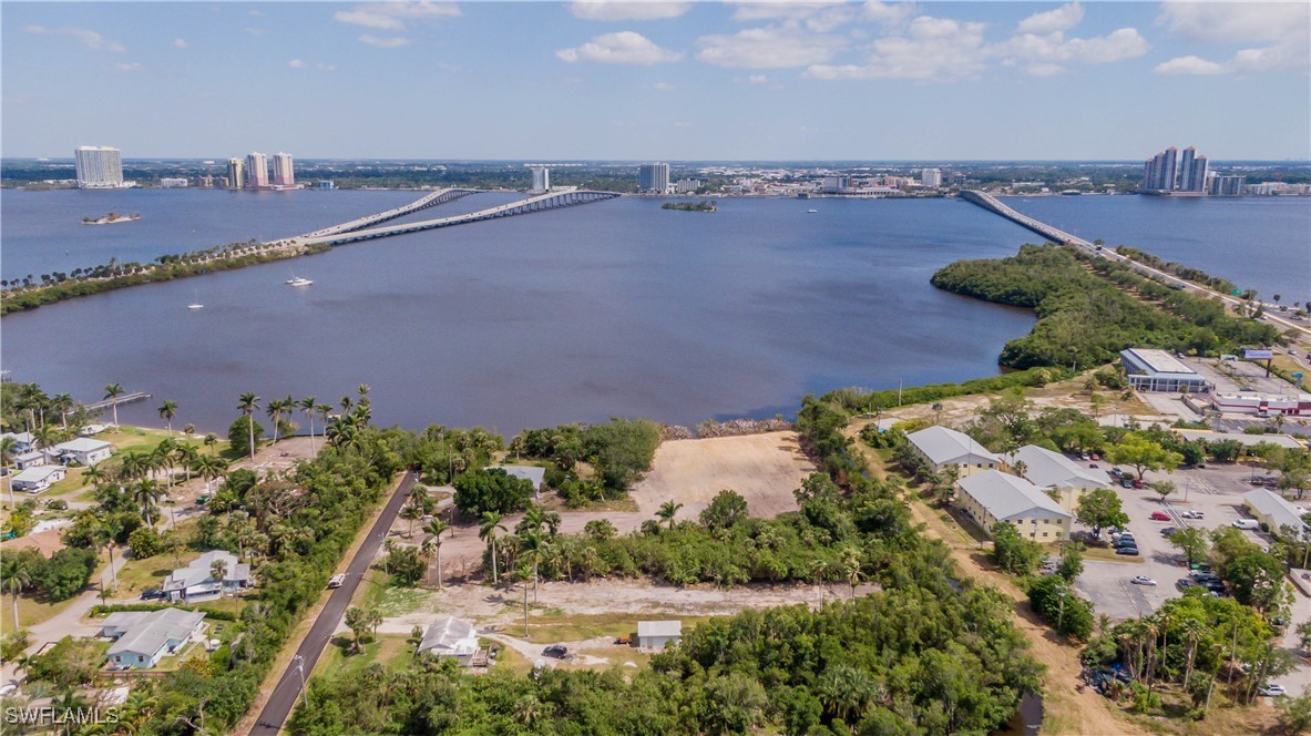 1069 River Road North Fort Myers, FL 33903 - Photo 2 of 7 a view of a lake