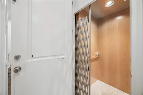 $749,000 | 6015 Post Oak Green Lane, Houston, TX 77055