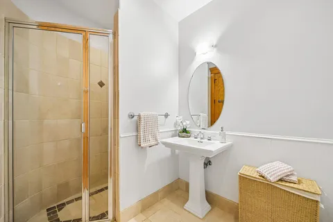 $1,600,000 | 174 Washington Street, Unit 4D, Jersey City, NJ 07302