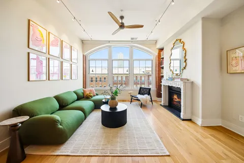 $1,600,000 | 174 Washington Street, Unit 4D, Jersey City, NJ 07302