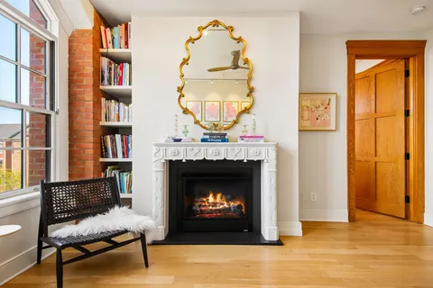 $1,600,000 | 174 Washington Street, Unit 4D, Jersey City, NJ 07302
