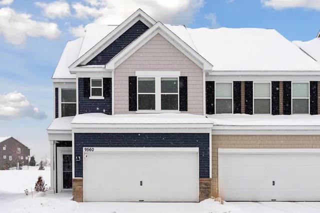 $409,900 | 9560 4th Street North, Lake Elmo, MN 55042