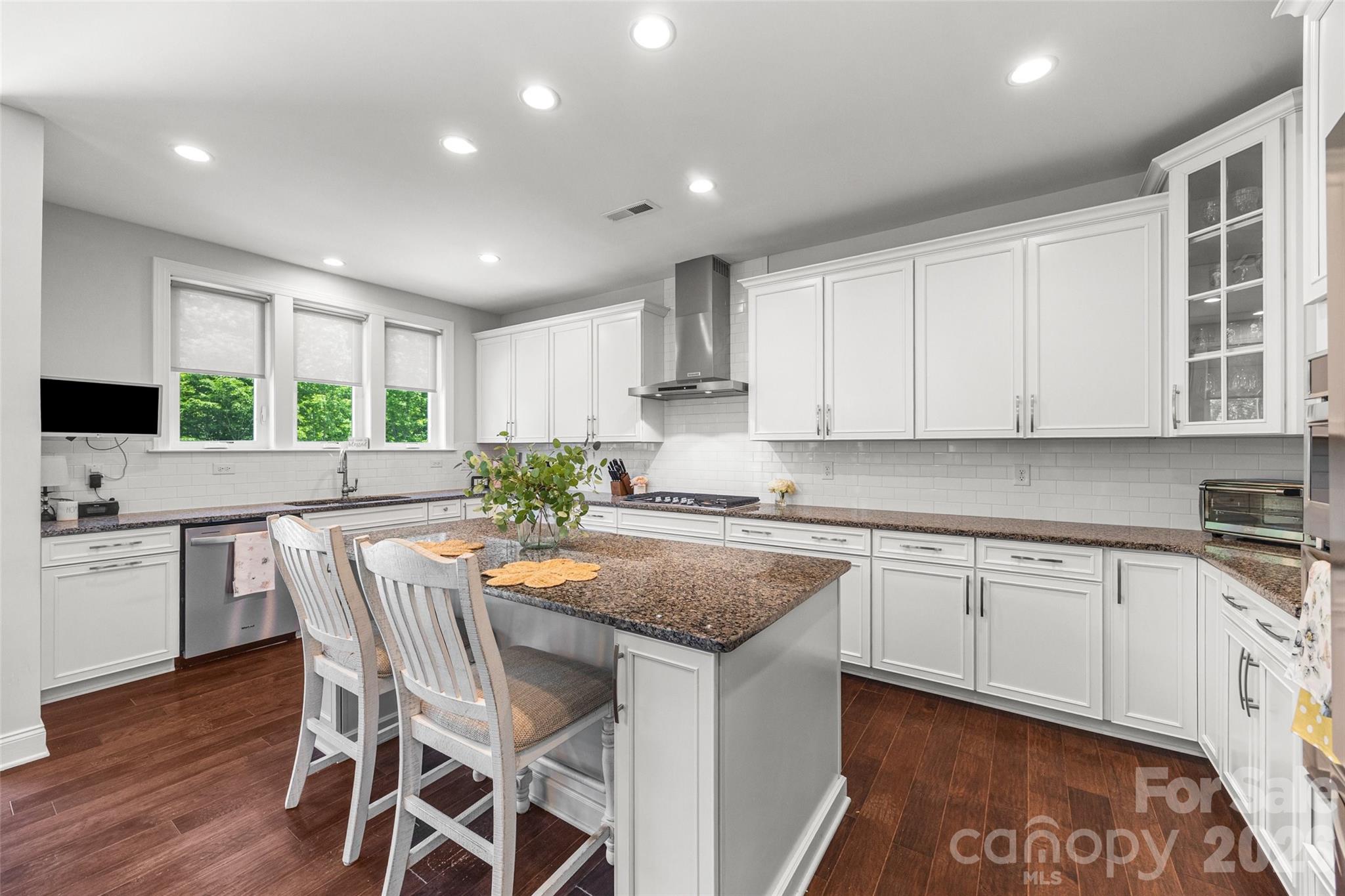 323 Forsythia Lane Tega Cay, SC 29708 - Photo 17 of 47