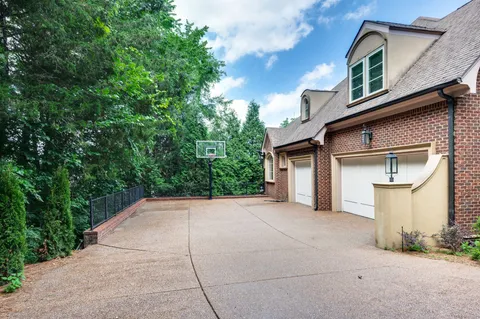 $3,379,000 | 1 Wentworth Place, Brentwood, TN 37027