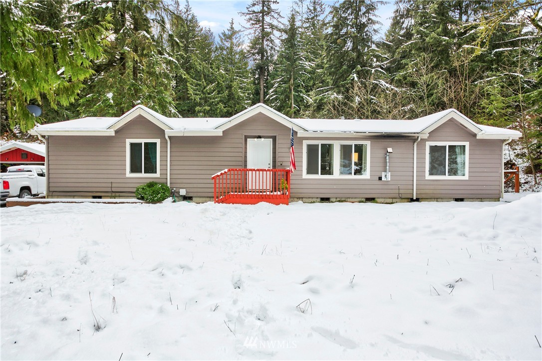 5808 West Flowing Lake Road Snohomish, WA 98290 - Photo 1 of 20 Gallery Image 1