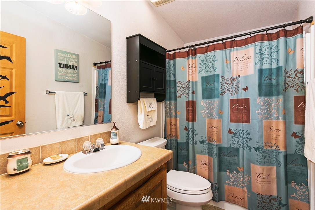 5808 West Flowing Lake Road Snohomish, WA 98290 - Photo 10 of 20 Gallery Image 10
