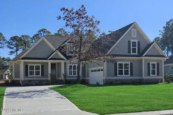 $828,000 | 660 Breezewood Drive Southeast, Bolivia, NC 28422