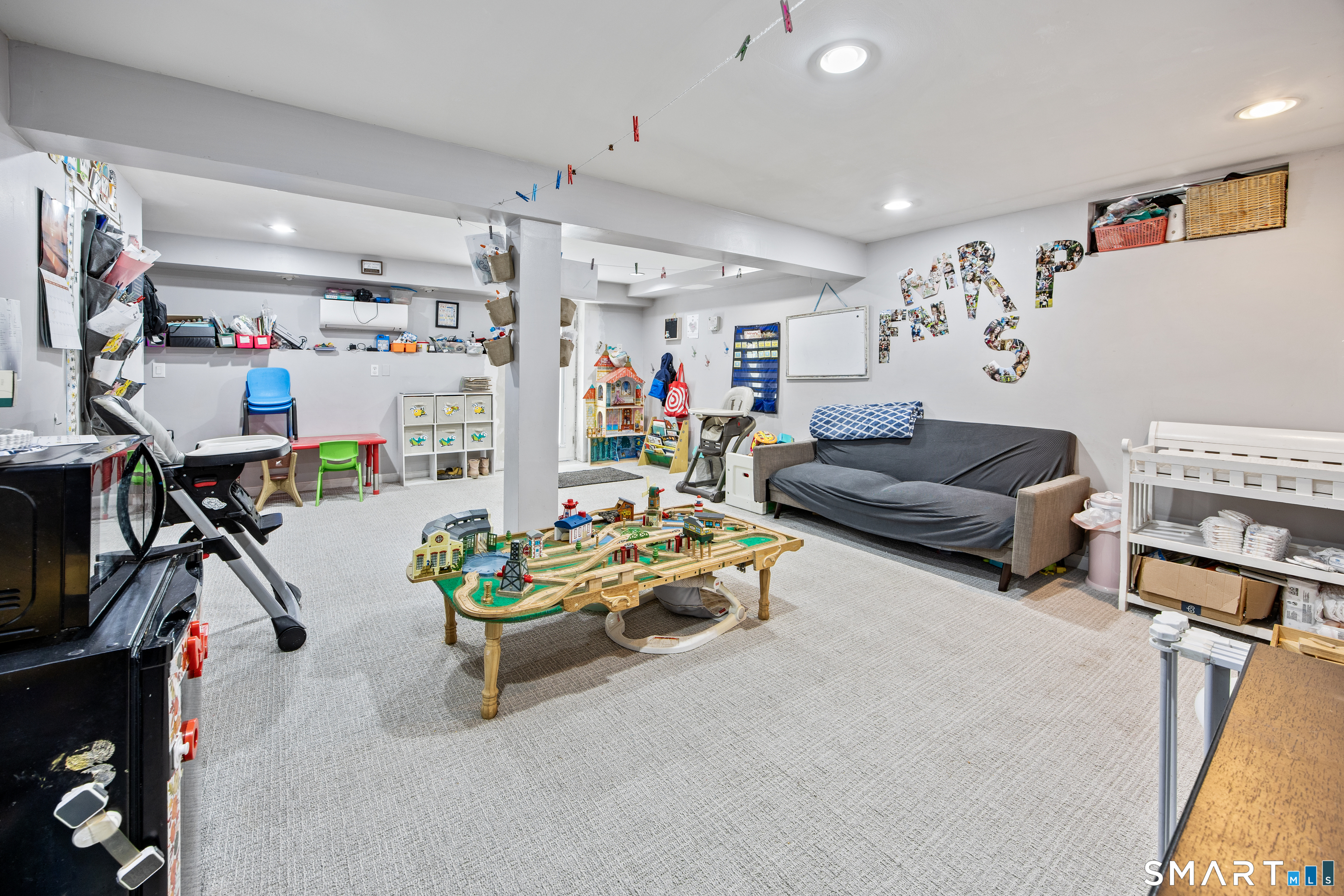 16 Sorenson Road West Haven, CT 06516 - Photo 23 of 38