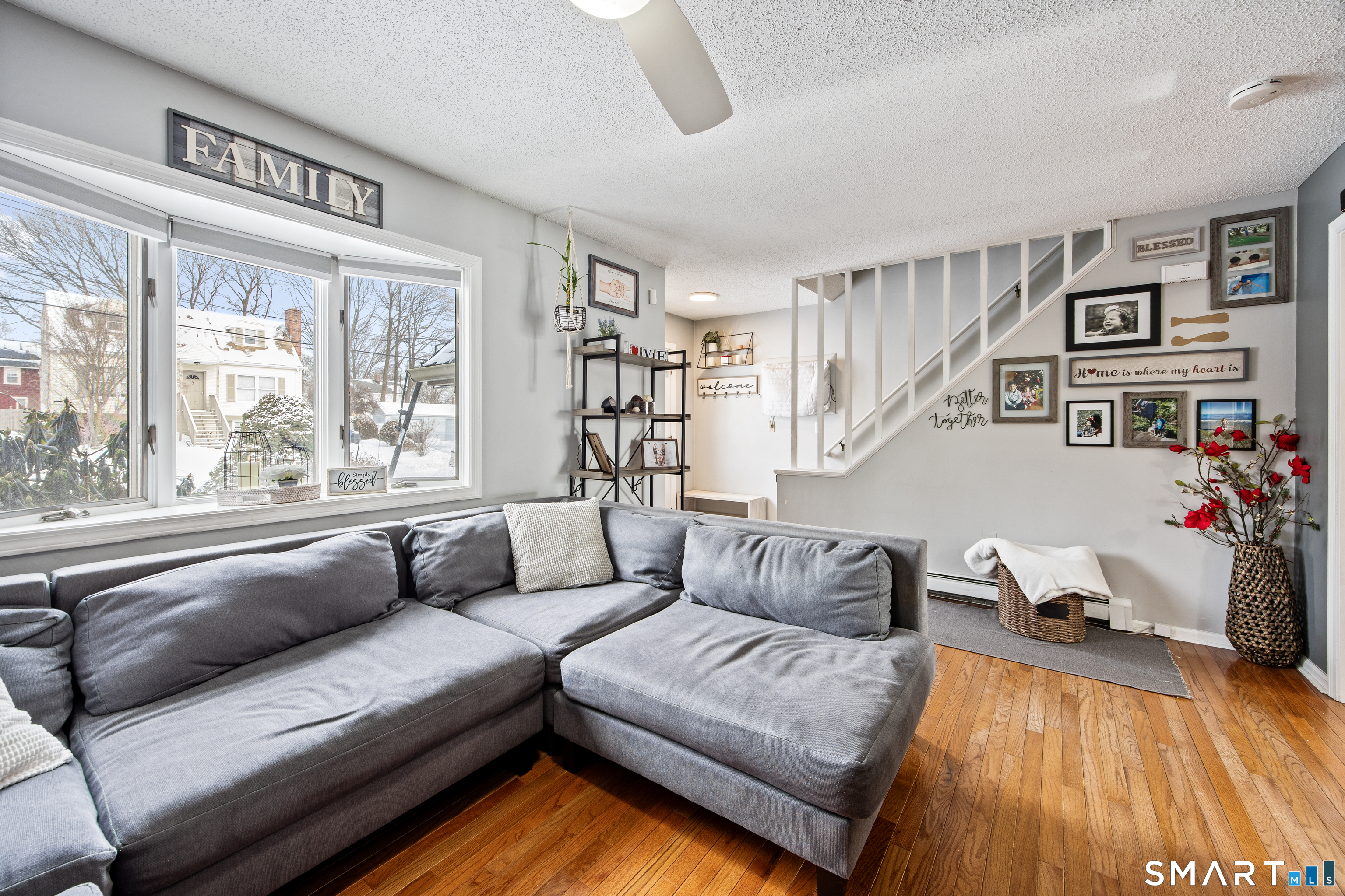 16 Sorenson Road West Haven, CT 06516 - Photo 4 of 38