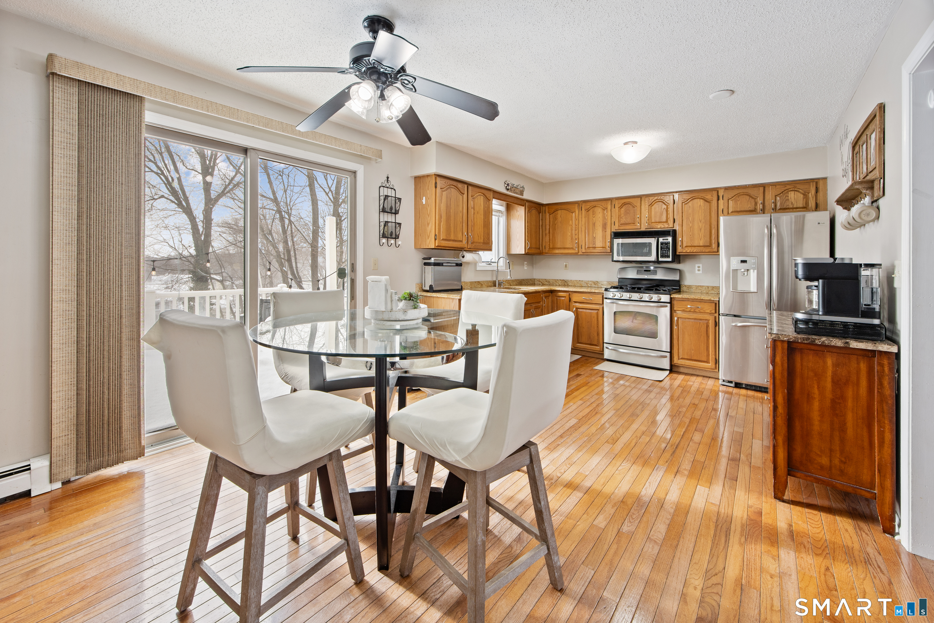 16 Sorenson Road West Haven, CT 06516 - Photo 8 of 38