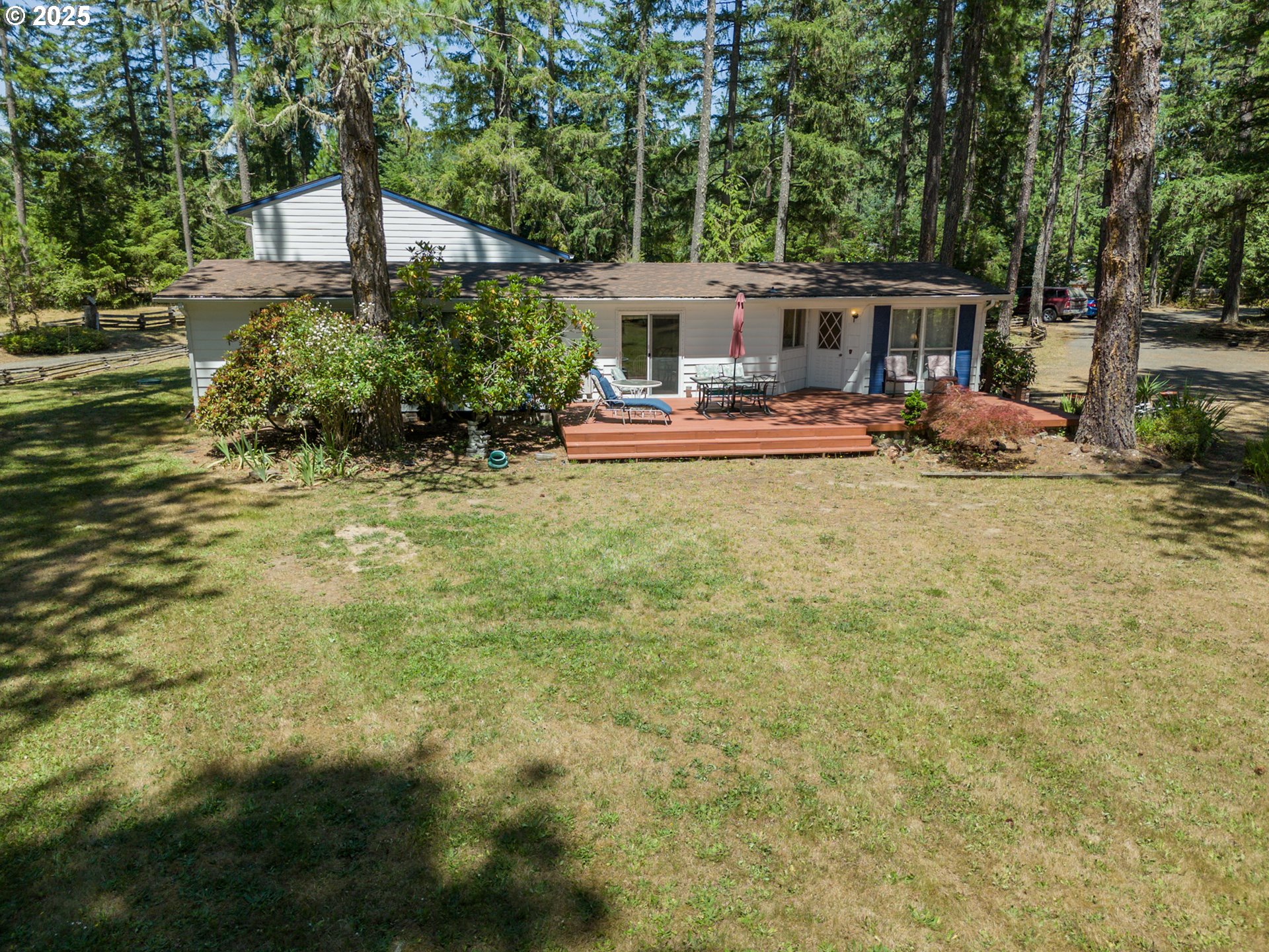 25454 Perkins Road Veneta, OR 97487 - Photo 2 of 32