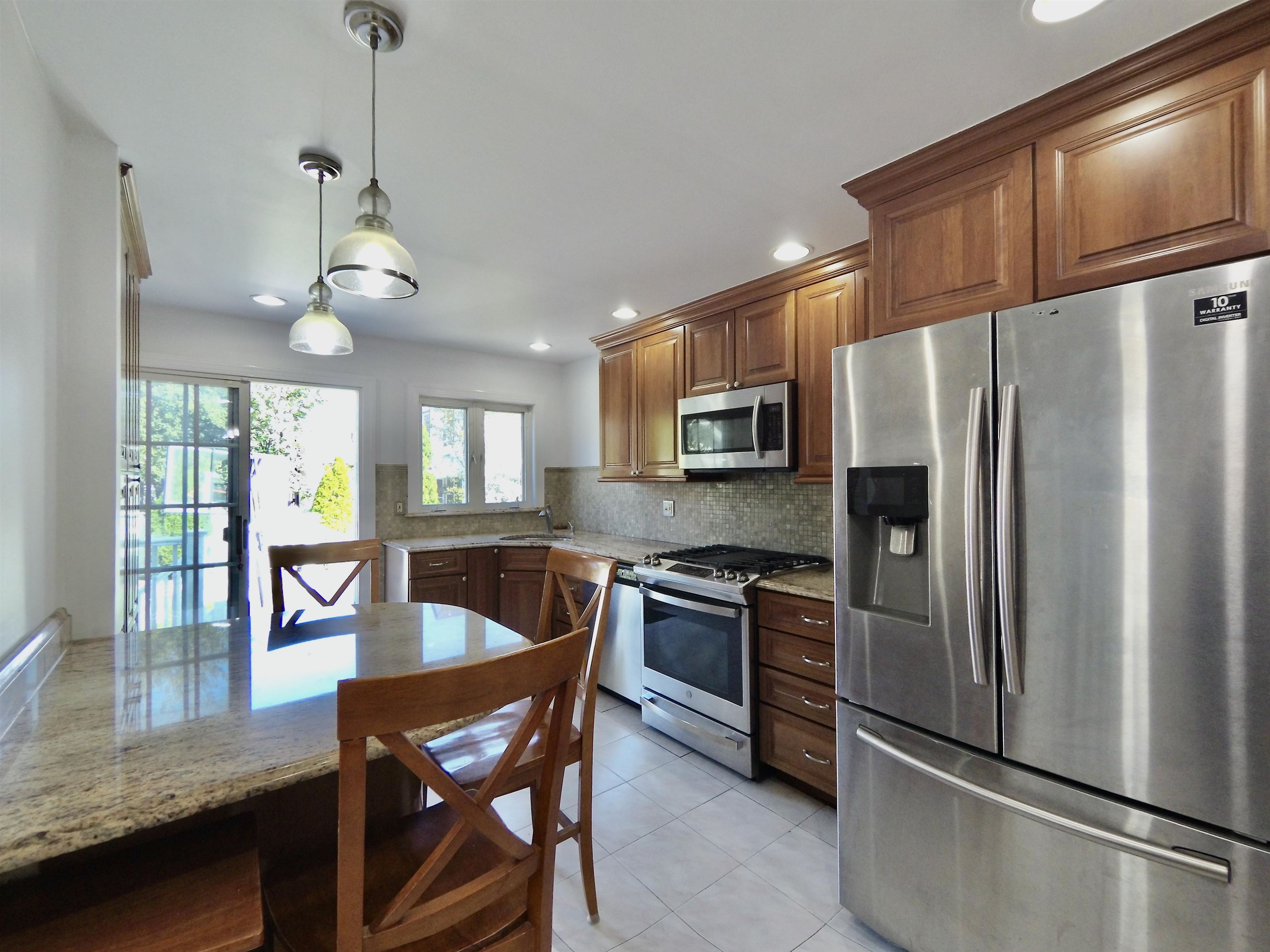 206 Front Street Secaucus, NJ 07094 - Photo 2 of 30 Gallery Image 2