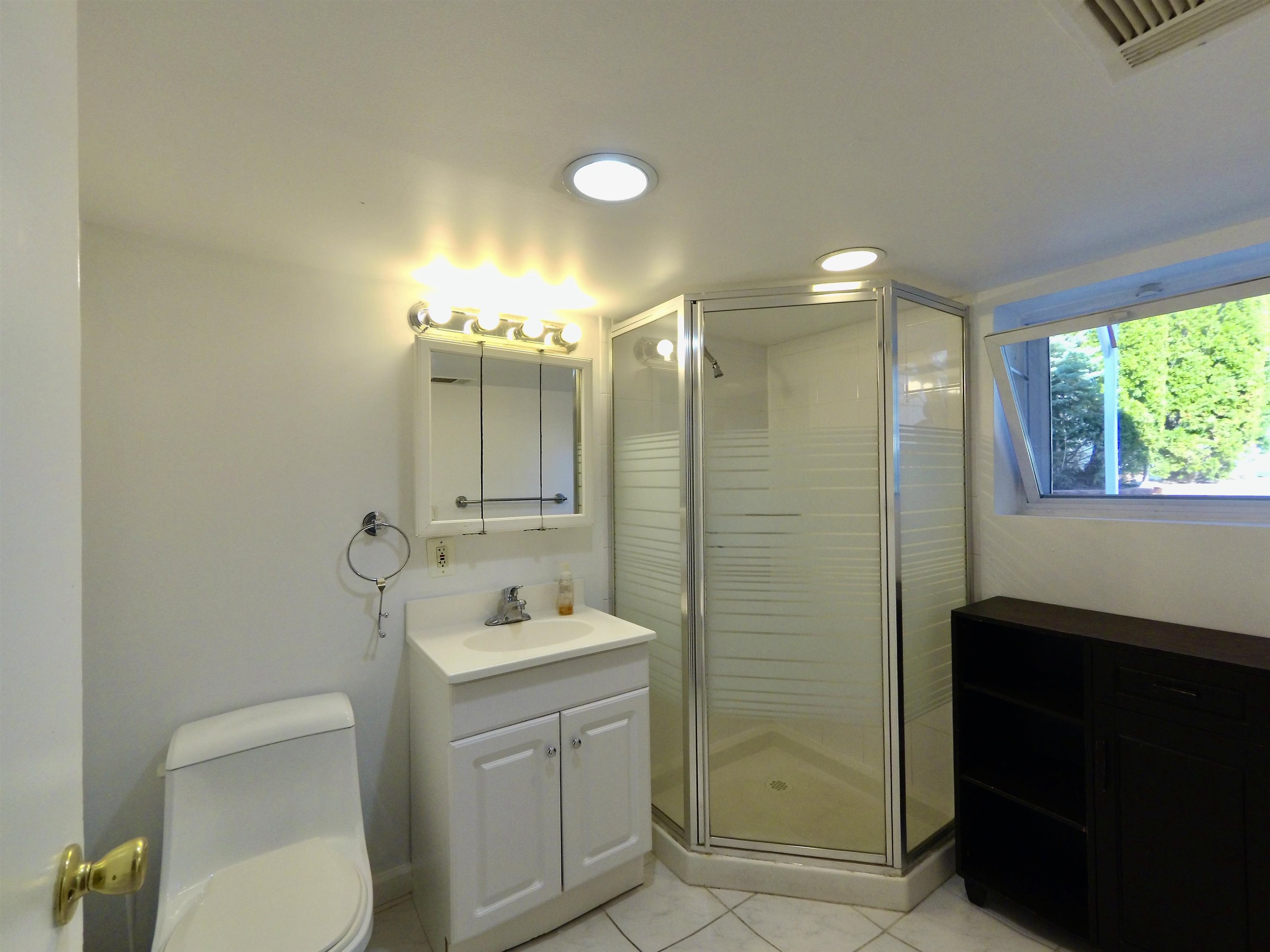 206 Front Street Secaucus, NJ 07094 - Photo 23 of 30 Gallery Image 23