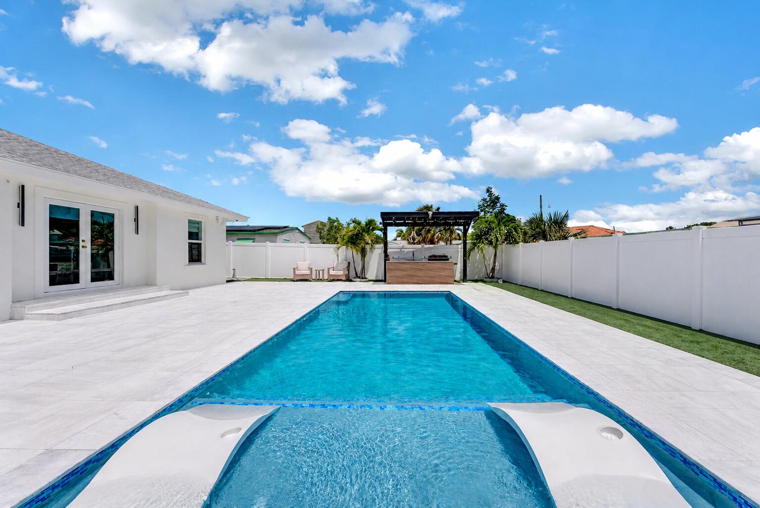 413 Southwest 15th Avenue Delray Beach, FL 33444 - Photo 1 of 38 48CFB8DC-D0EA-482A-96EC-293B732F1E7C