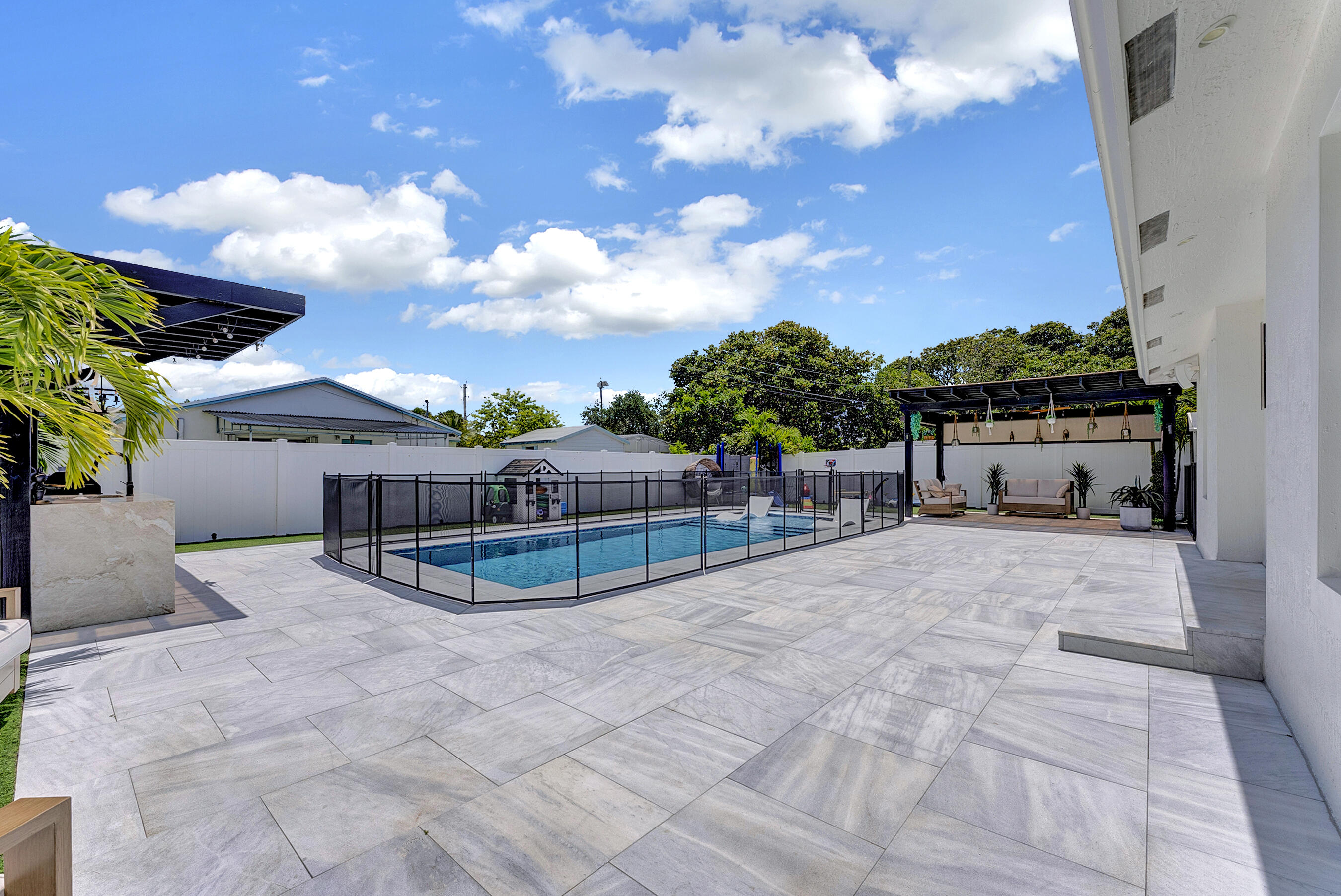 413 Southwest 15th Avenue Delray Beach, FL 33444 - Photo 30 of 38 DSC07497