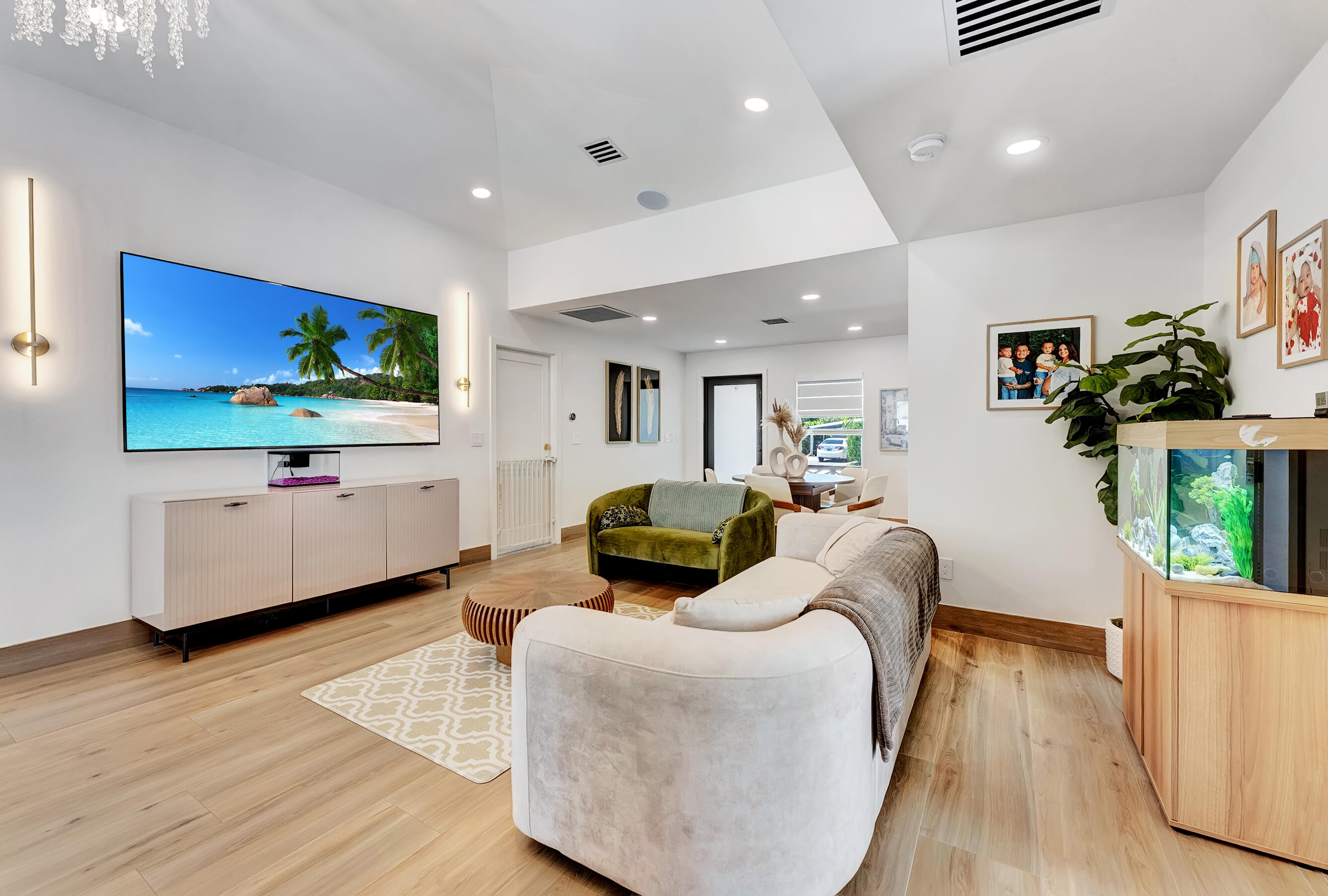 413 Southwest 15th Avenue Delray Beach, FL 33444 - Photo 7 of 38 DSC07632
