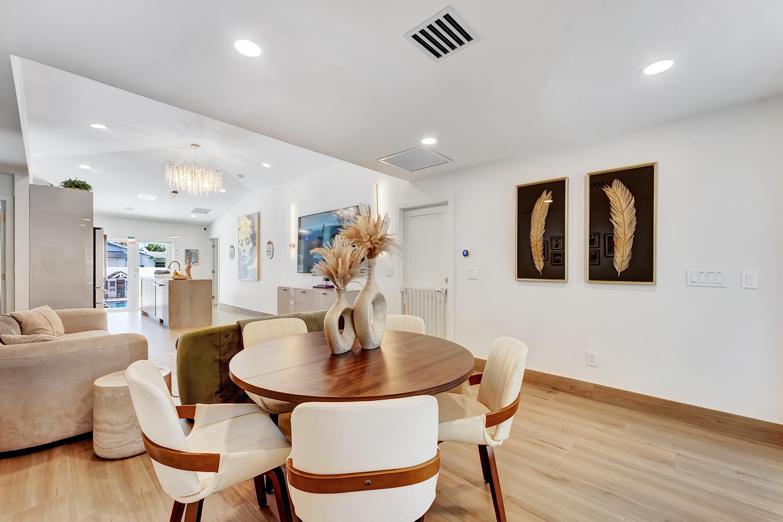 413 Southwest 15th Avenue Delray Beach, FL 33444 - Photo 8 of 38 DSC07562