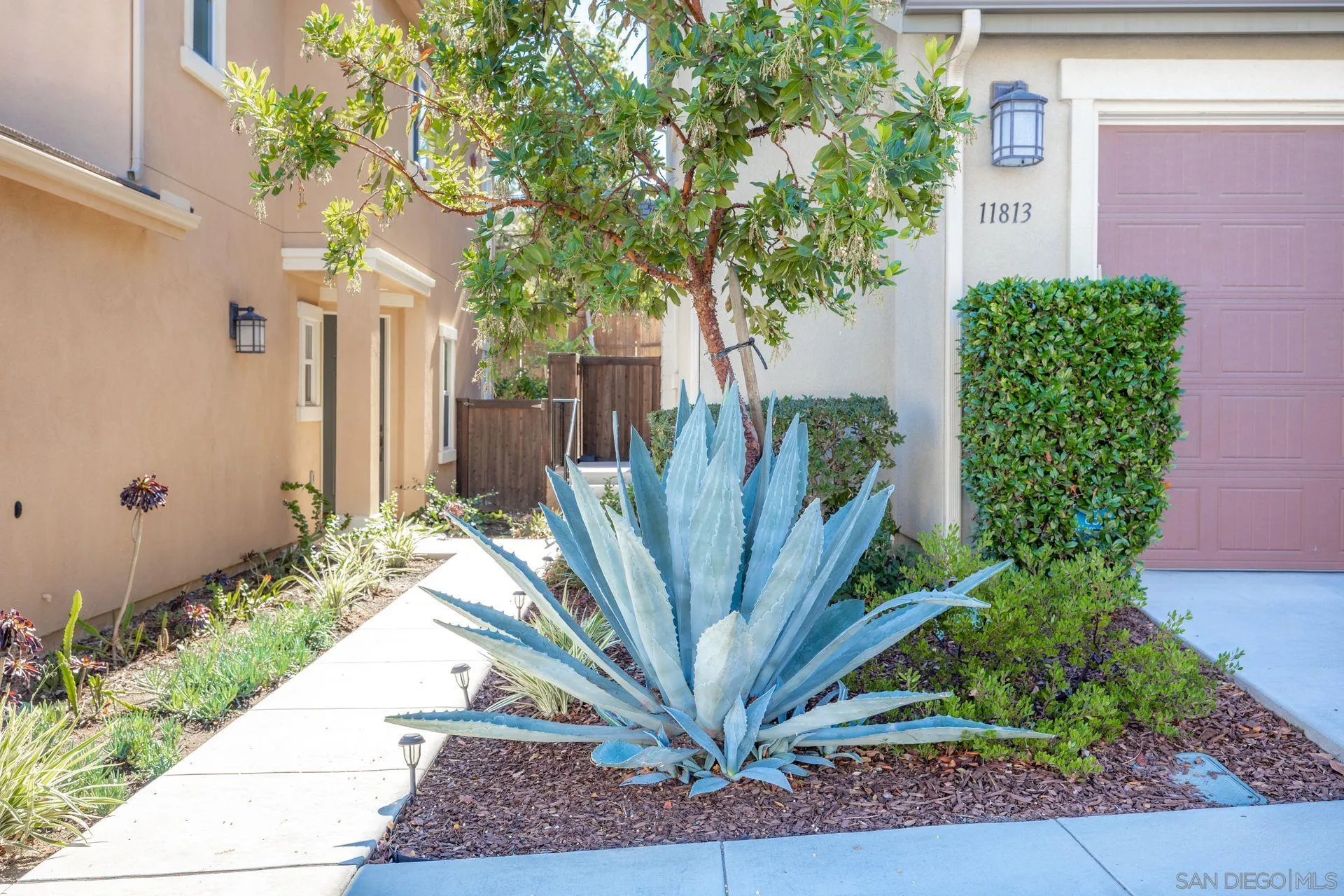 11813 Caminito Rihely Lakeside, CA 92040 - Photo 32 of 33 Gallery Image 32