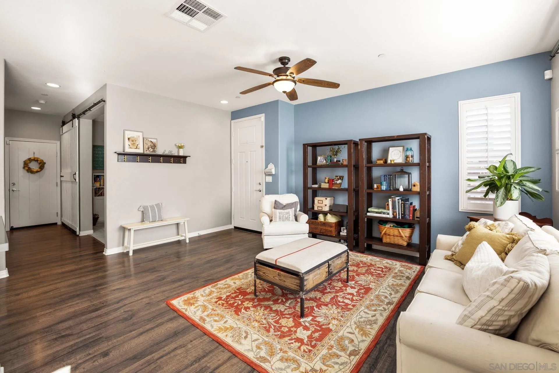 11813 Caminito Rihely Lakeside, CA 92040 - Photo 6 of 33 Gallery Image 6