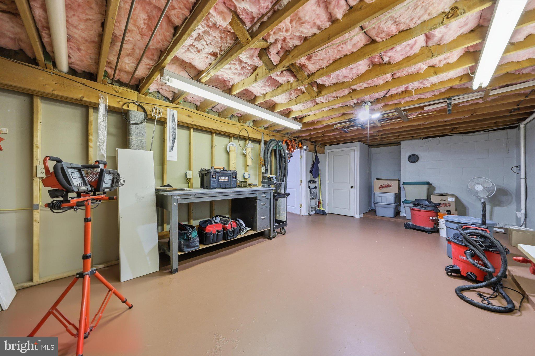 16913 Fairview Road Hagerstown, MD 21740 - Photo 36 of 57 Workshop