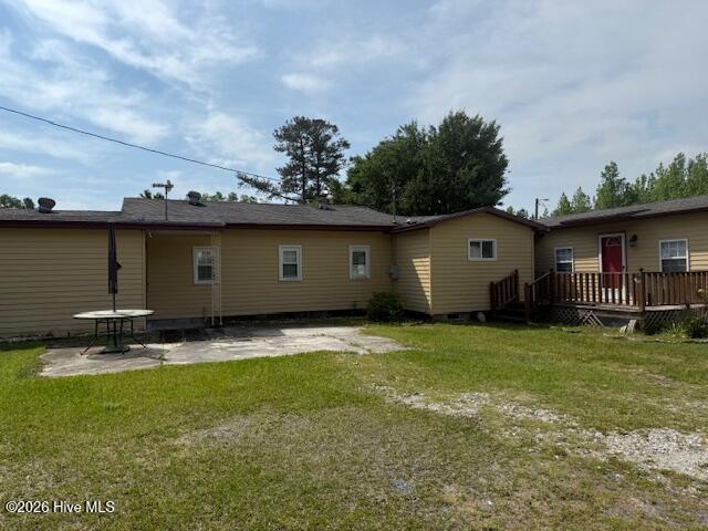 170 Loop Road Burgaw, NC 28425 - Photo 4 of 25 170 Loop Rd - Back Yard
