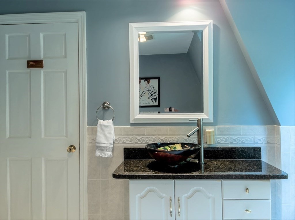 150 Middle Road Boxborough, MA 01719 - Photo 21 of 36