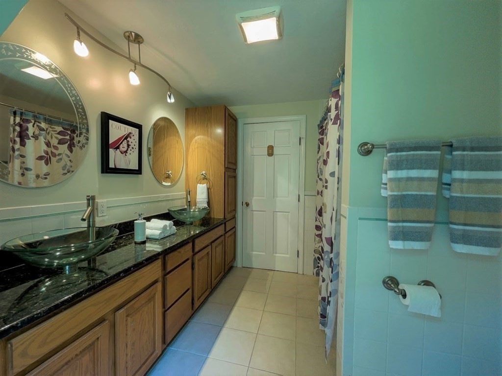 150 Middle Road Boxborough, MA 01719 - Photo 28 of 36