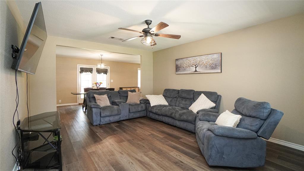 340 Northside Quinlan, TX 75474 - Photo 3 of 29