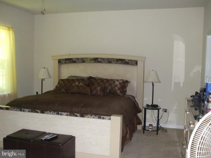 Bedroom (Master)