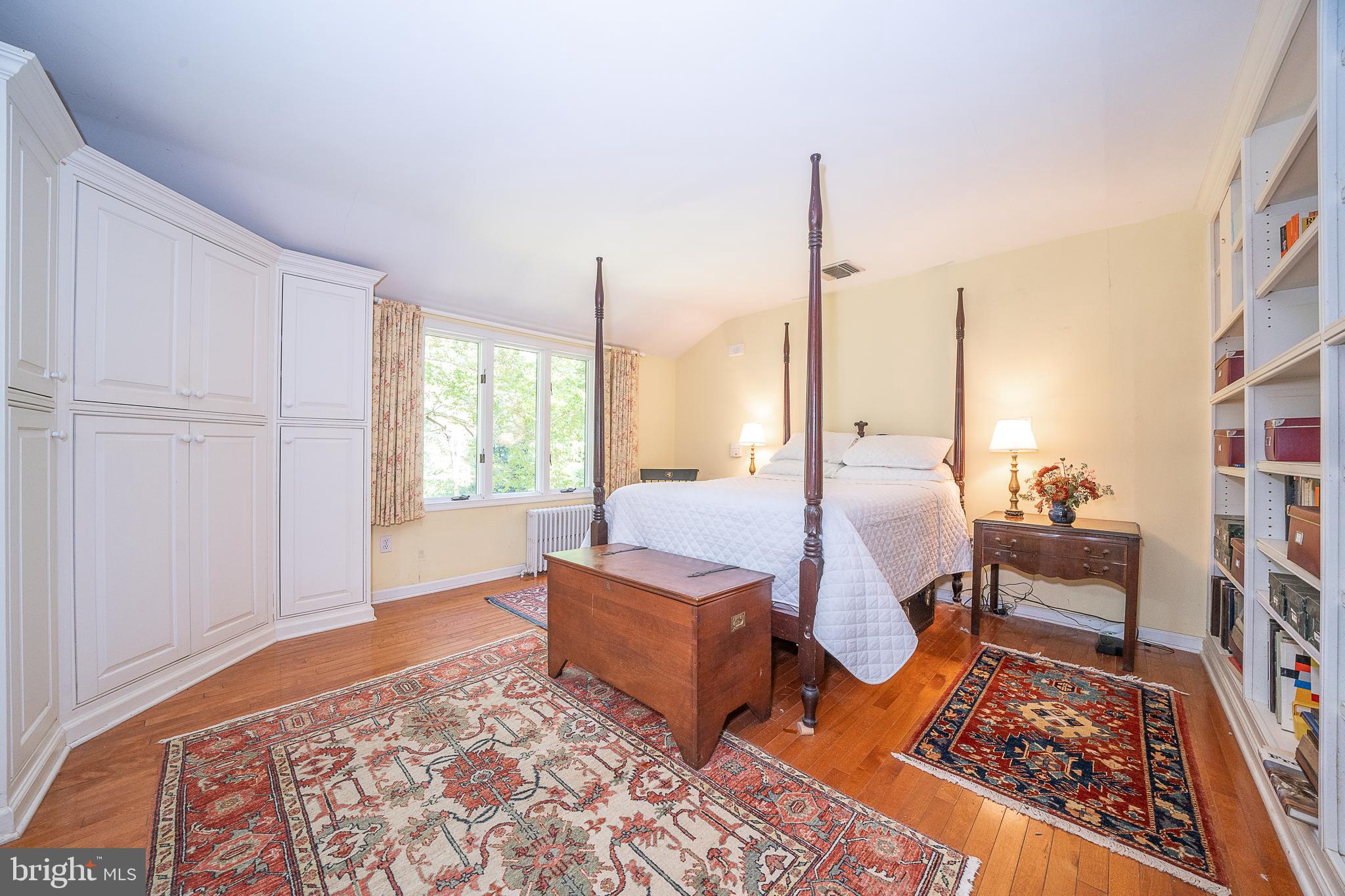 24-26 Paper Mill Road Newtown Square, PA 19073 - Photo 42 of 86 Owners bedroom suite