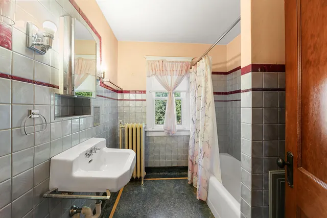 $210,000 | 222 Henry Street, Beaver Dam, WI 53916