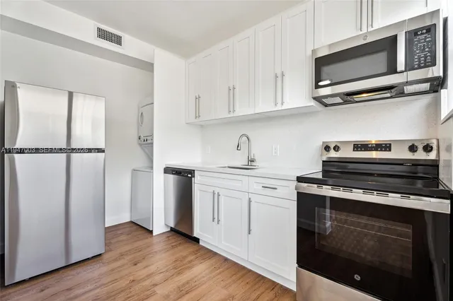 $2,600 | 825 85th Street, Unit 2, Miami Beach, FL 33141