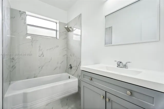 $2,600 | 825 85th Street, Unit 2, Miami Beach, FL 33141