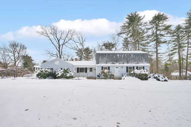 $425,000 | 1 Conifer Drive, Wilbraham, MA 01095