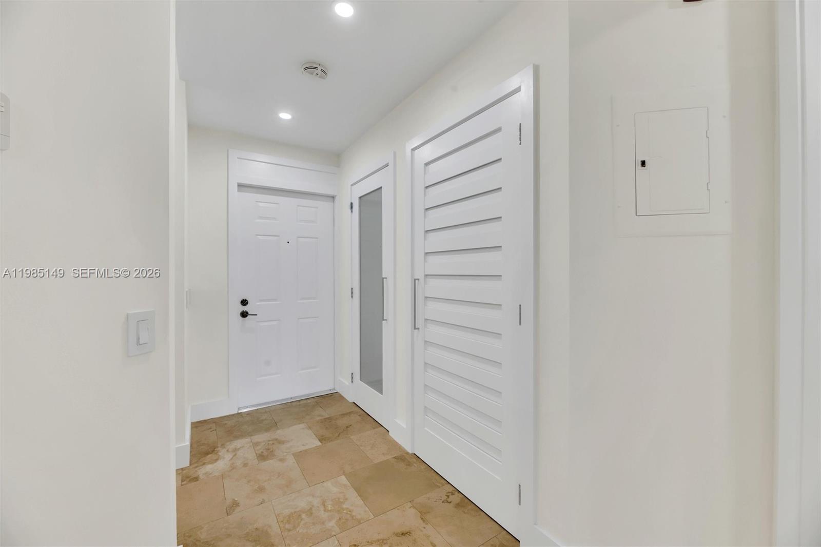 6538 Via Regina, Unit 9 Boca Raton, FL 33433 - Photo 5 of 37 Gallery Image 5