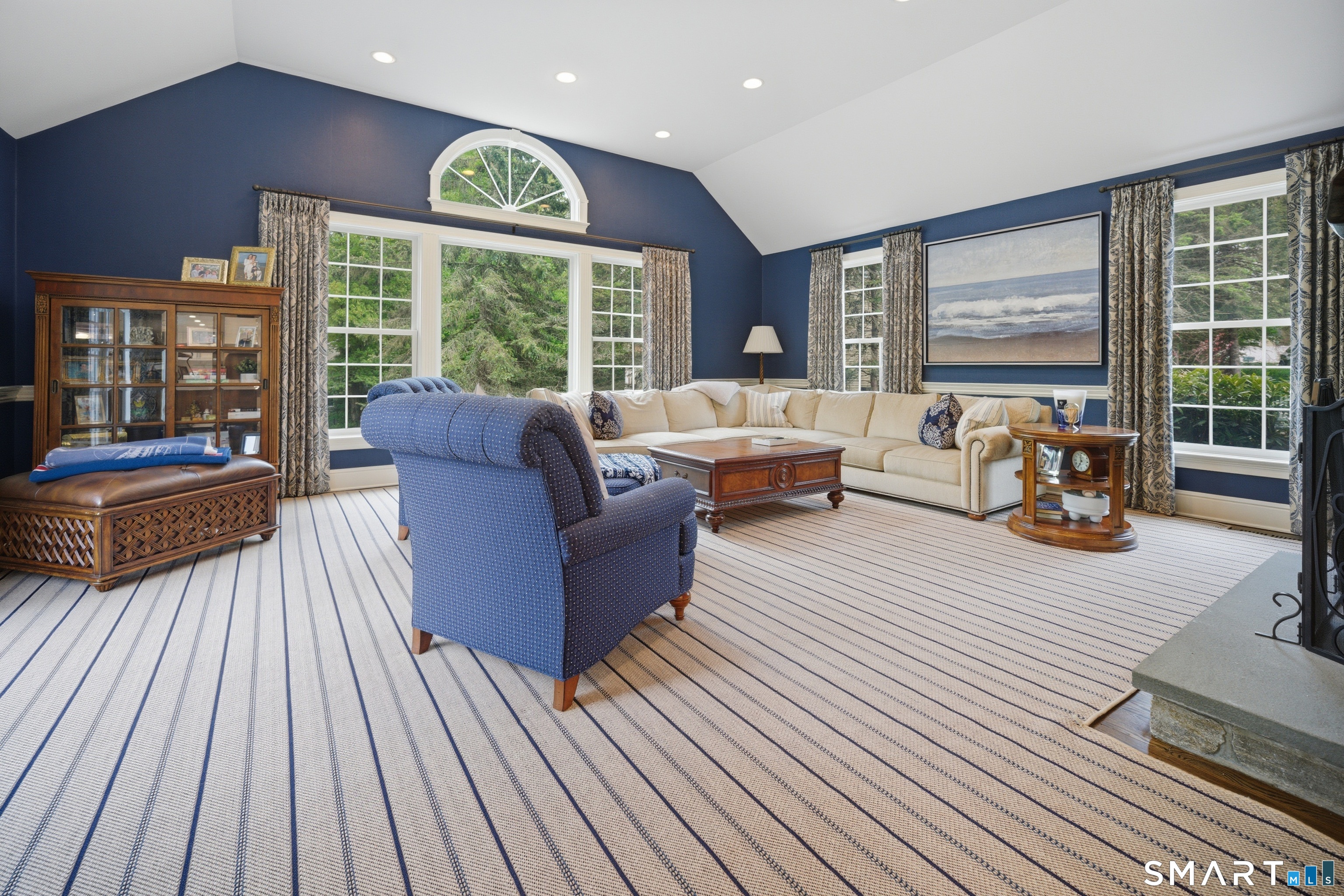 42 Anvill Road Fairfield, CT 06890 - Photo 8 of 35