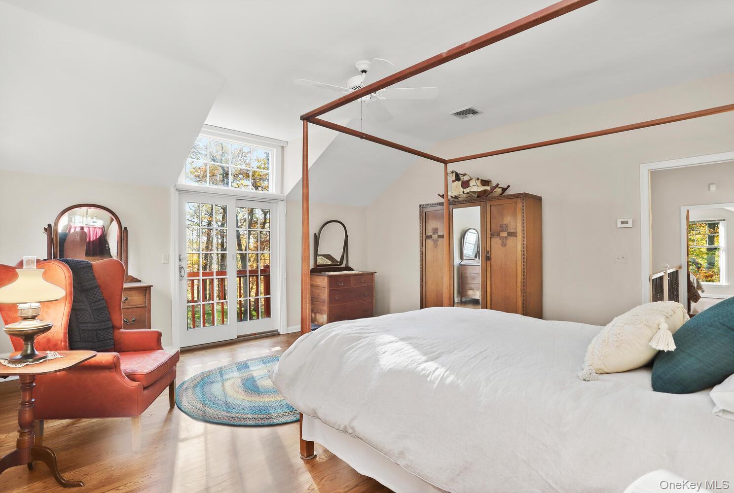 517 Old Chappaqua Road Briarcliff Manor, NY 10510 - Photo 19 of 32 SGD to Balcony in Primary Bedroom