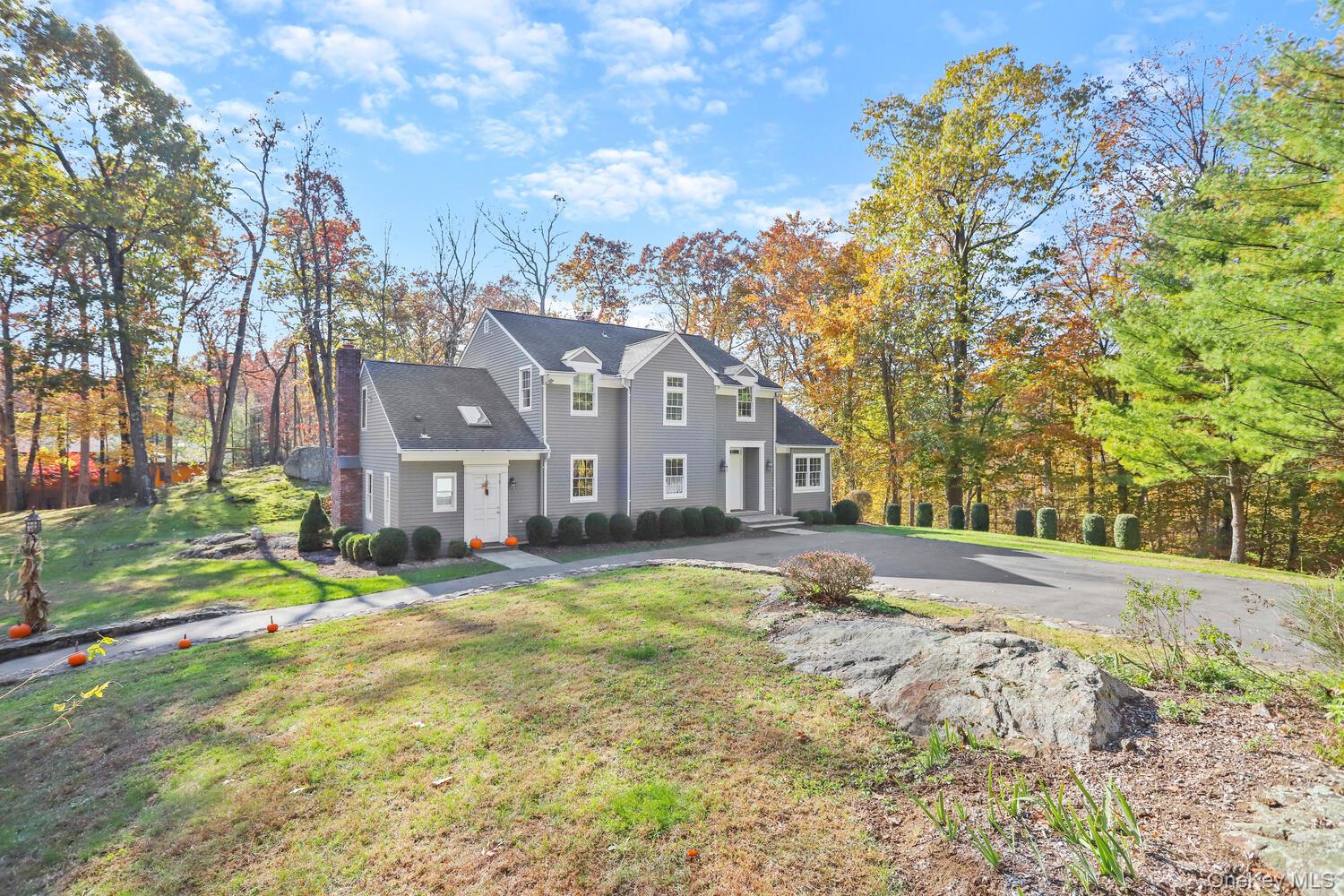 517 Old Chappaqua Road Briarcliff Manor, NY 10510 - Photo 31 of 32 Lots of Parking!