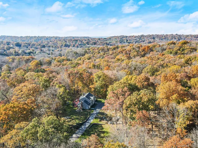 $1,295,222 | 517 Old Chappaqua Road, Briarcliff Manor, NY 10510